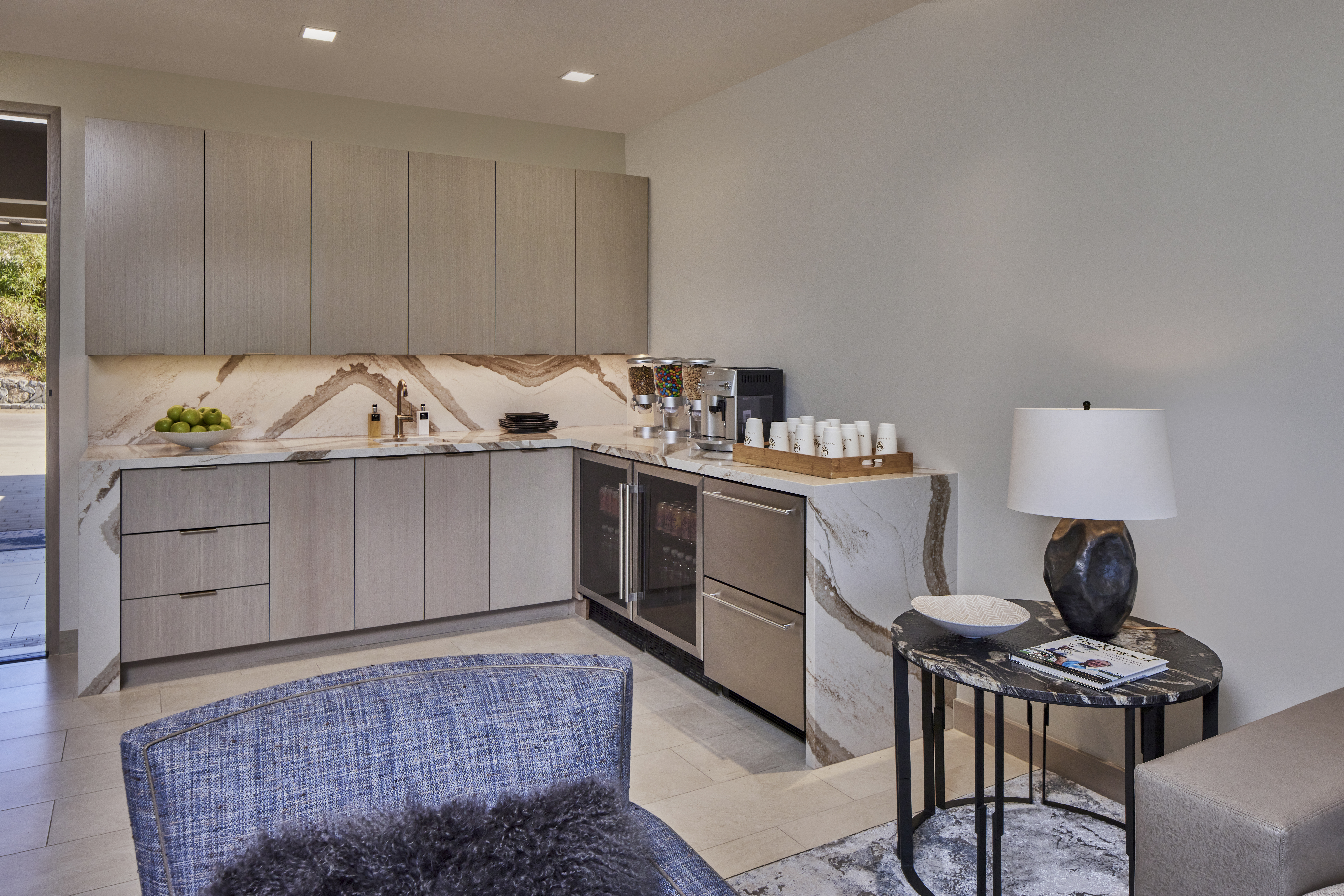 Working With an Interior Designer: Your Complete Guide